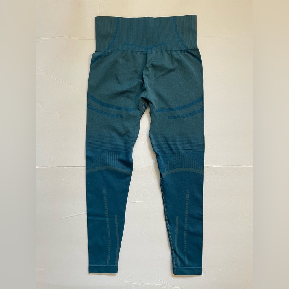 Gymshark Geo Seamless Leggings Teal Blue Women’s Size Small 7/8 Length
